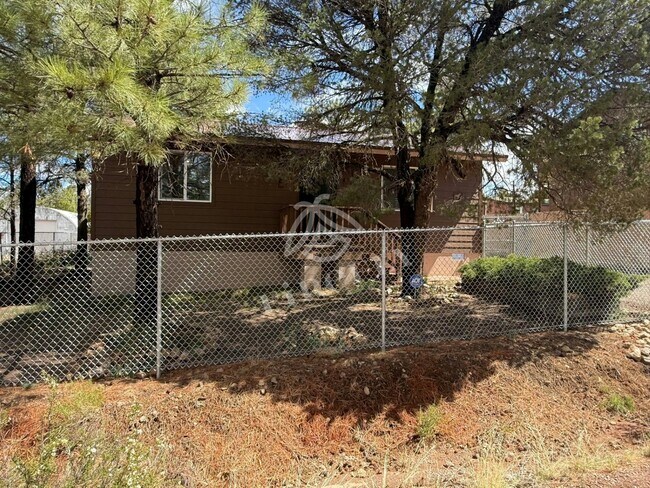 Foto del edificio - 1982 Stagg Run