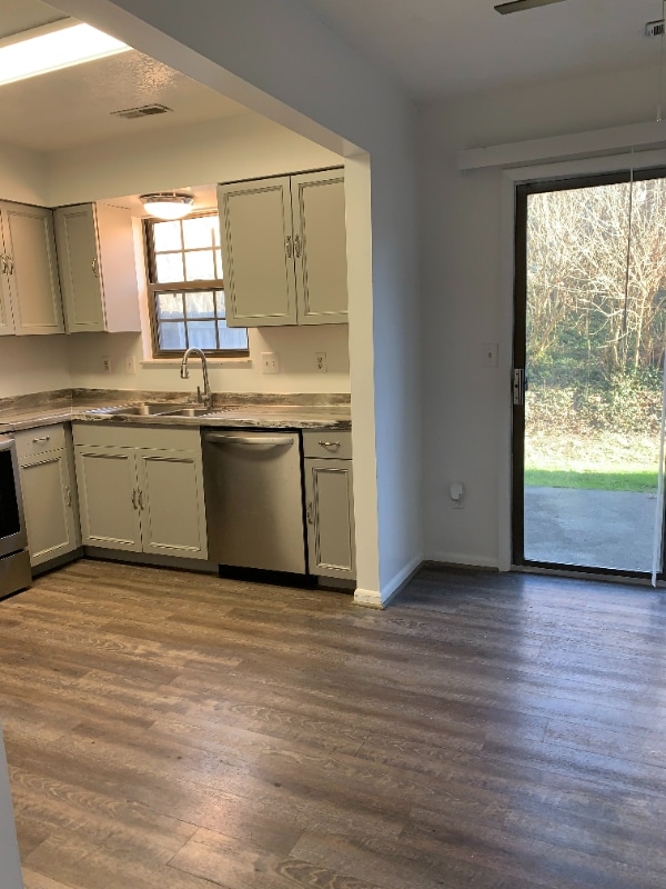 Photo - 726 Ohio Pike Townhome