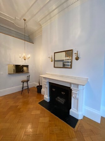 Foto del edificio - 170 Beacon St