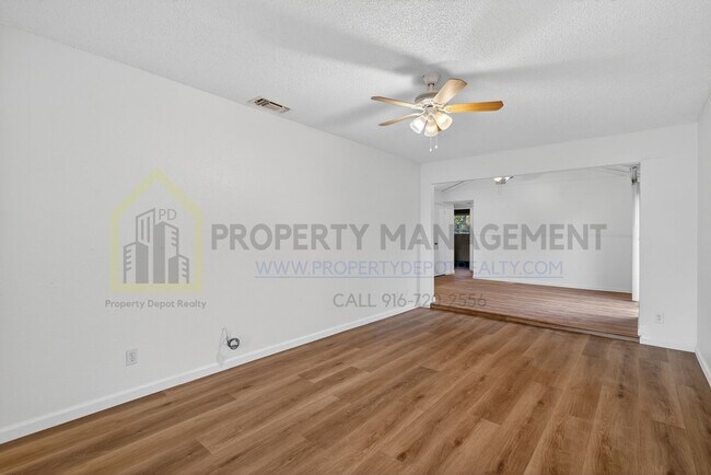 Foto del edificio - 8973 El Mirador Dr