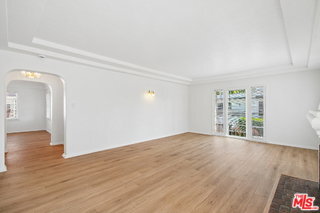 Foto del edificio - 9221 Alcott St