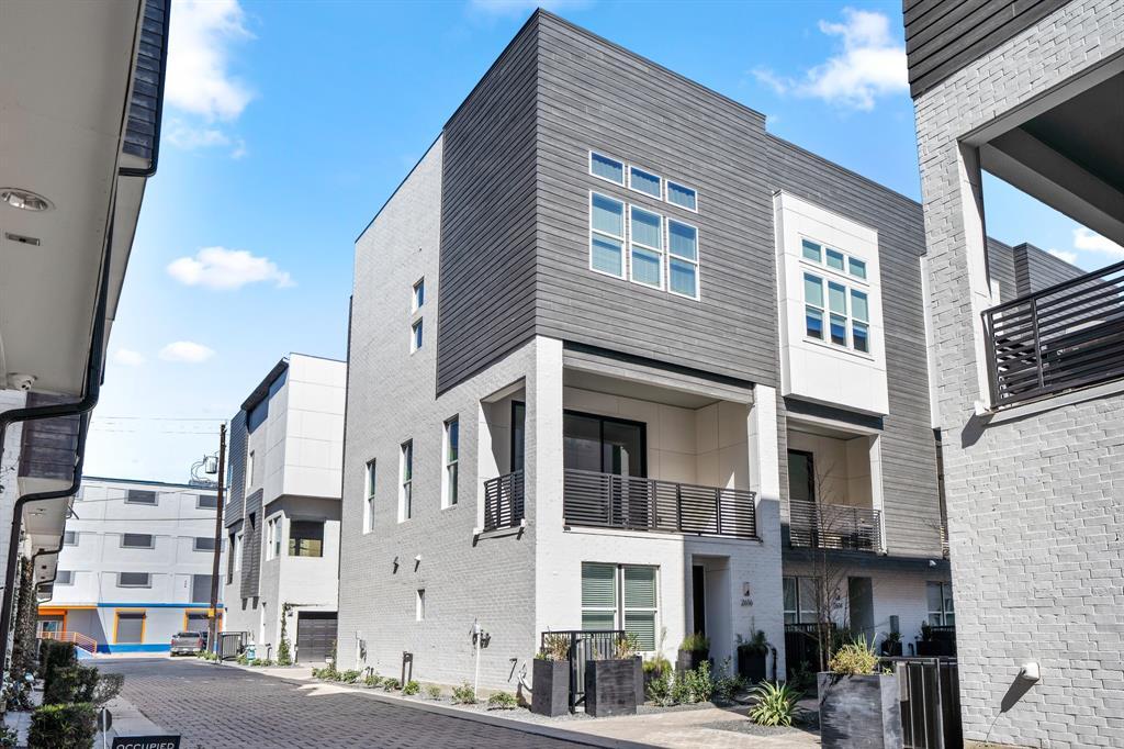 Foto principal - 2616 Rusk St