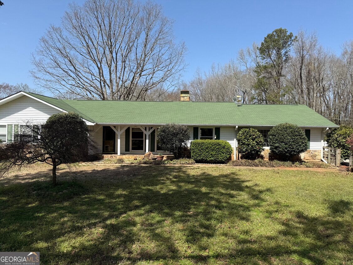 Foto principal - 376 Lawshe Rd