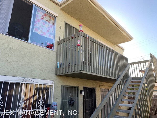 Foto del edificio - 4368 Wilson Ave
