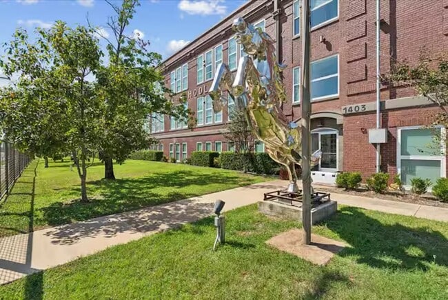 Photo - 1403 Corinth Street #106 Apartment