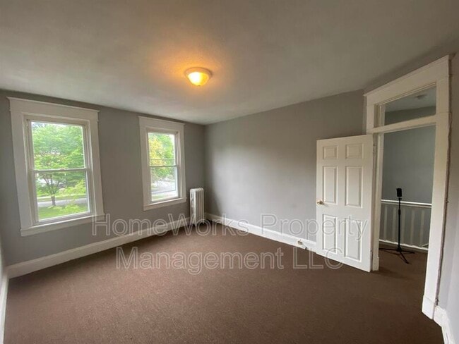 Building Photo - 3205 Gwynns Falls Pkwy