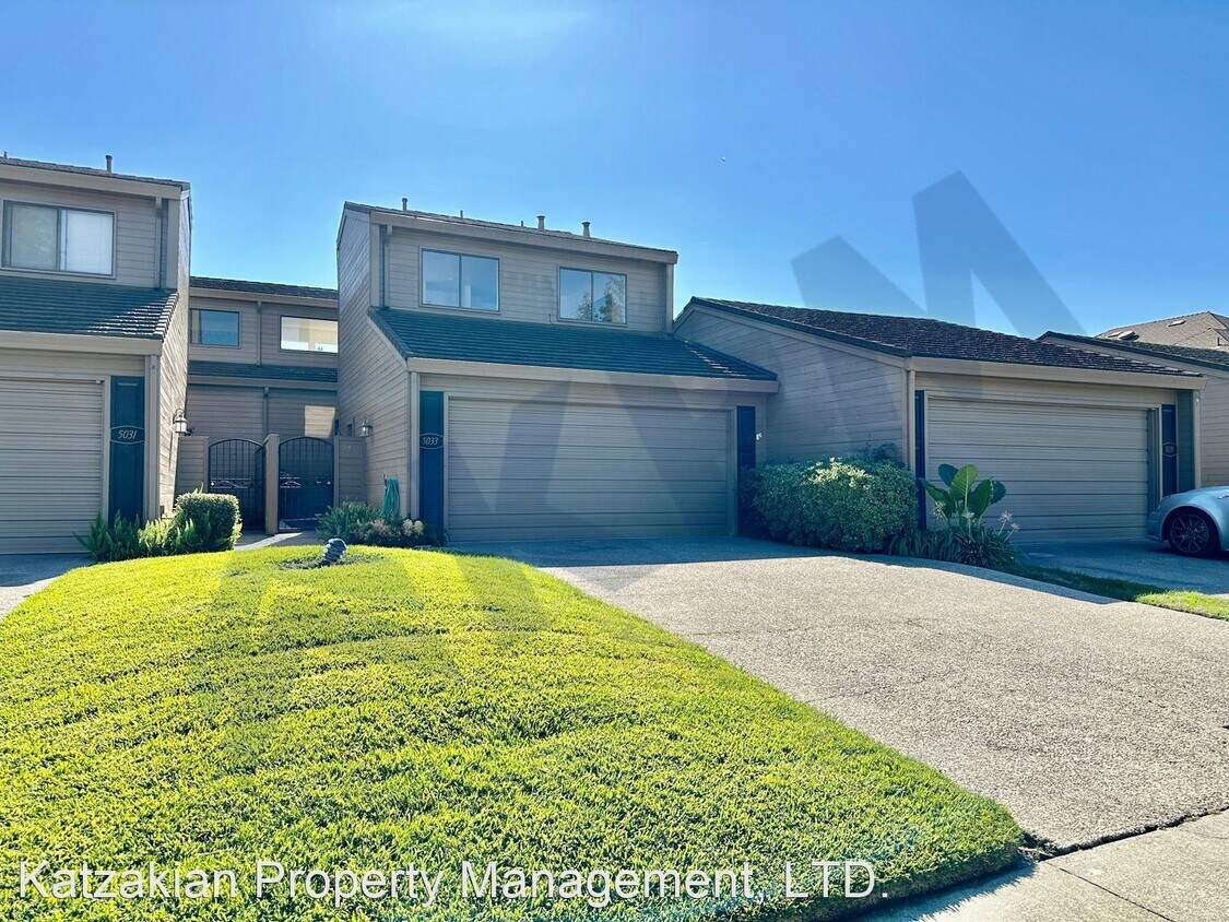 2 br, 2.5 bath House 5033 Gadwall Circle House Rental in Stockton