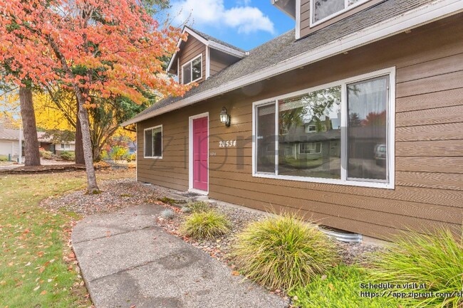 Building Photo - 20534 SW Rosa Dr