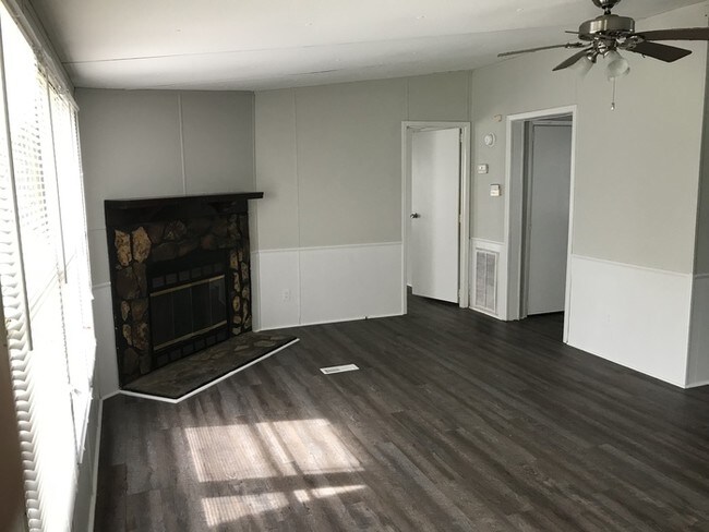 Foto del edificio - 3 Bed 2 Bath E Brainerd House - Great Deal!!!
