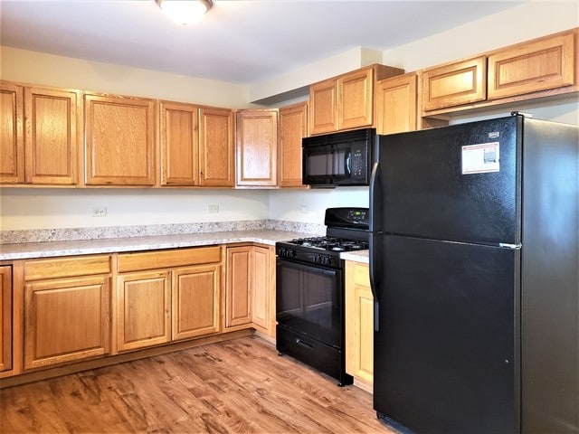 Building Photo - 3818 Hennepin Dr