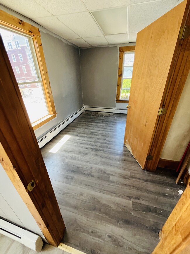 Building Photo - 25 Maine Ave