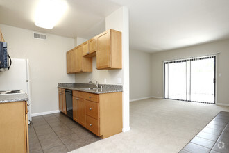 Amador Lakes Apartments photo'