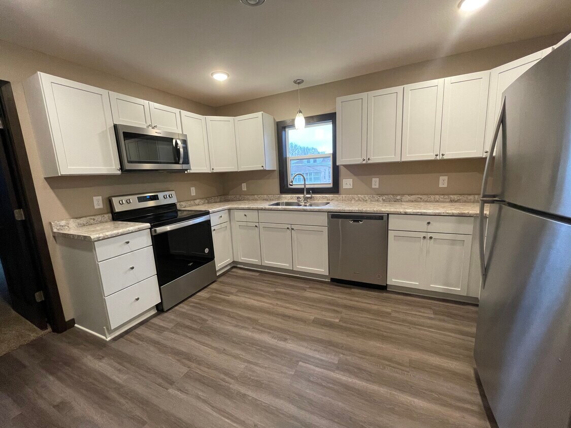 Kitchen - 416 N Broad St