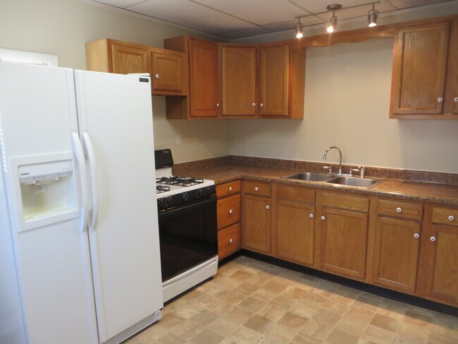 Foto del edificio - 5 Bedroom Home in the very core of Downtown (West Central, Downtown)