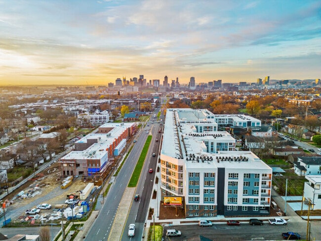 Building Photo - Towne Nashville