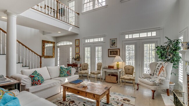 Building Photo - 635 Dune Oaks Dr