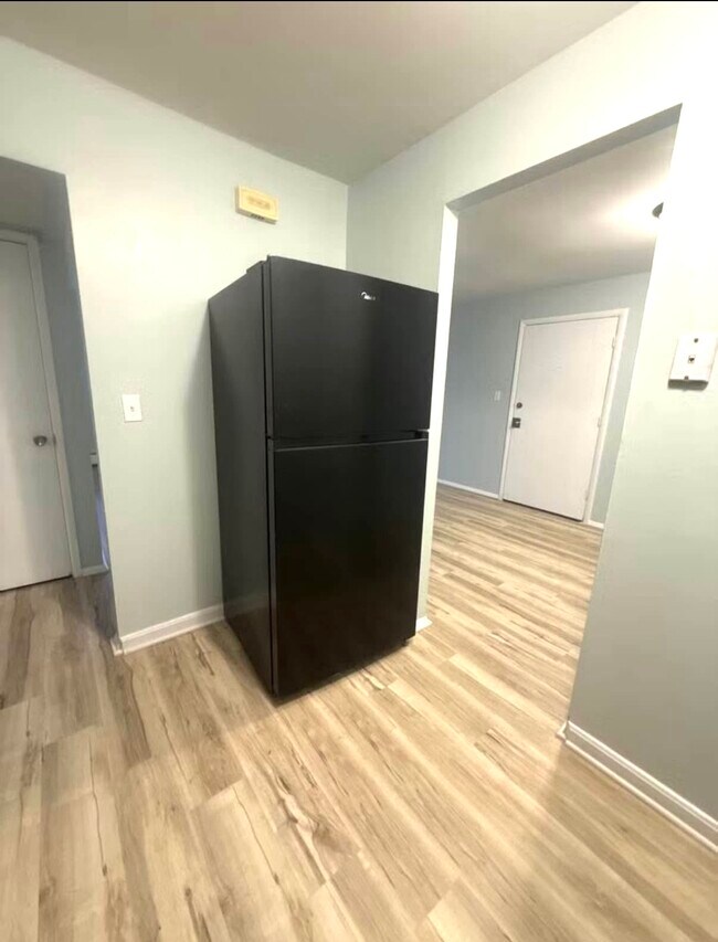 Foto del edificio - 2969 Four Towers Dr