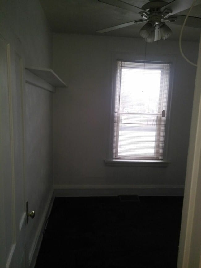 Foto del edificio - 392 S Lake St