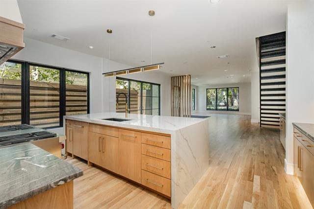 Foto del edificio - 4203 Normandy Ave