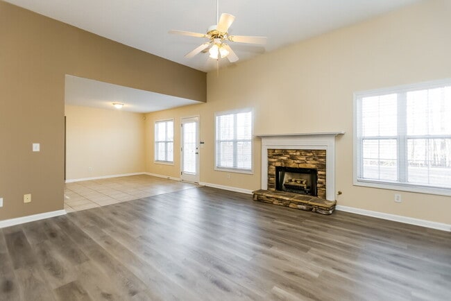 Foto del edificio - 5335 Yoshino Terrace