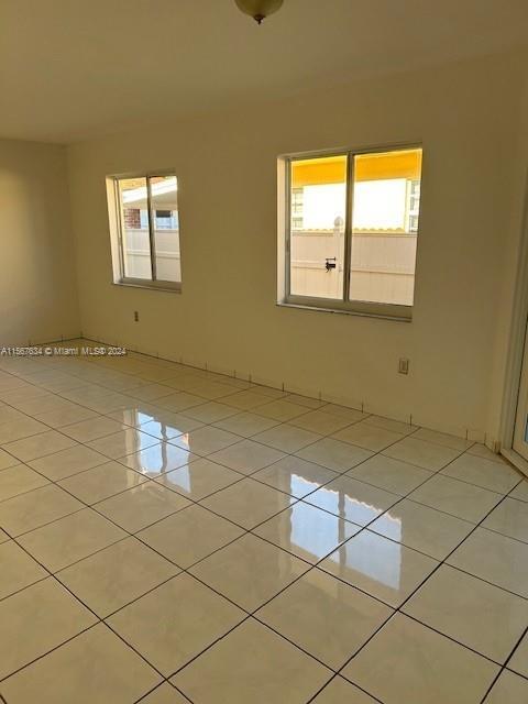 Foto del edificio - 3165 SW 26th St