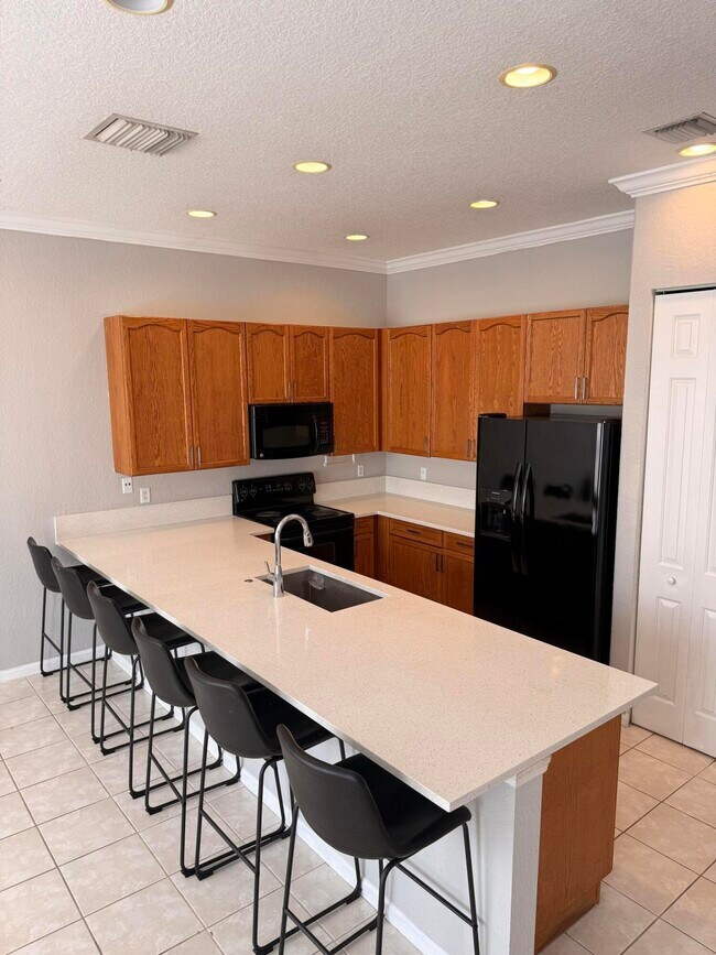 Foto del edificio - 608 NW 25th Ave