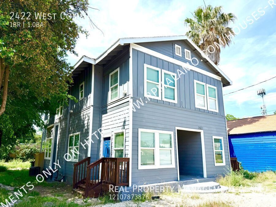 Foto principal - 2422 W Commerce St