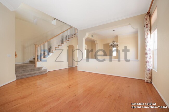 Foto del edificio - 5511 Brettonwood Ct