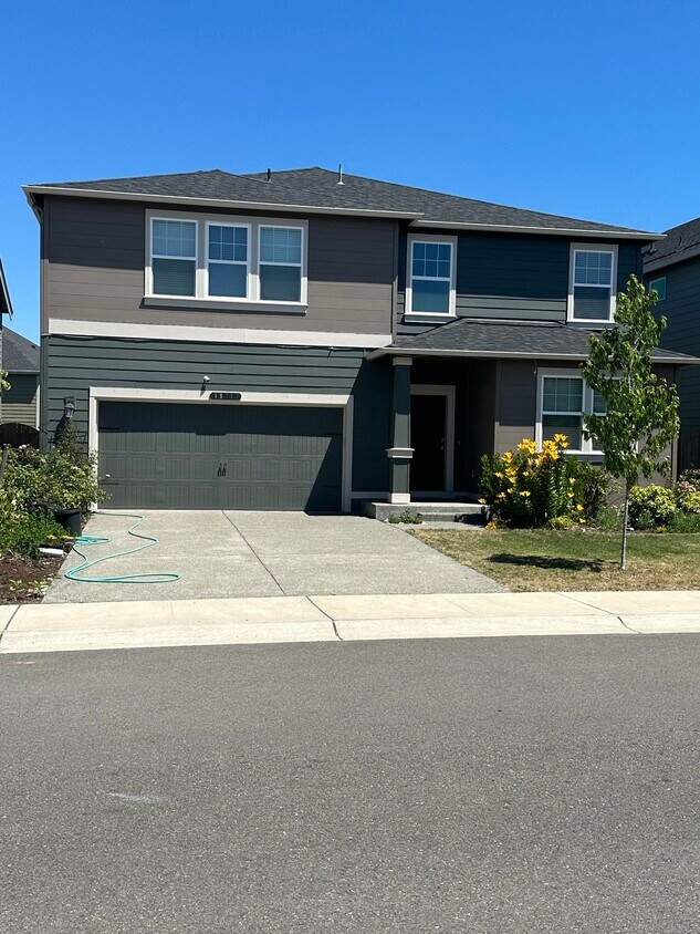 Foto principal - 18717 111th Ave E
