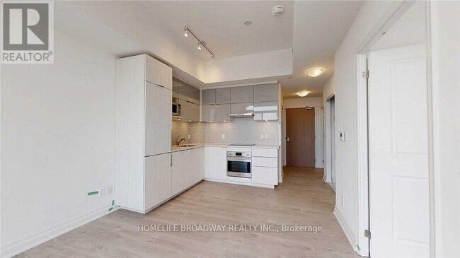 Building Photo - 8 Rouge Valley Dr W