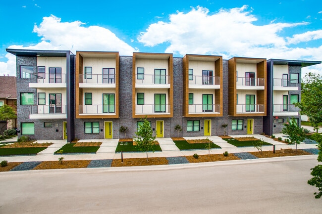 Photo - 3137 Lubbock Ave Townhome