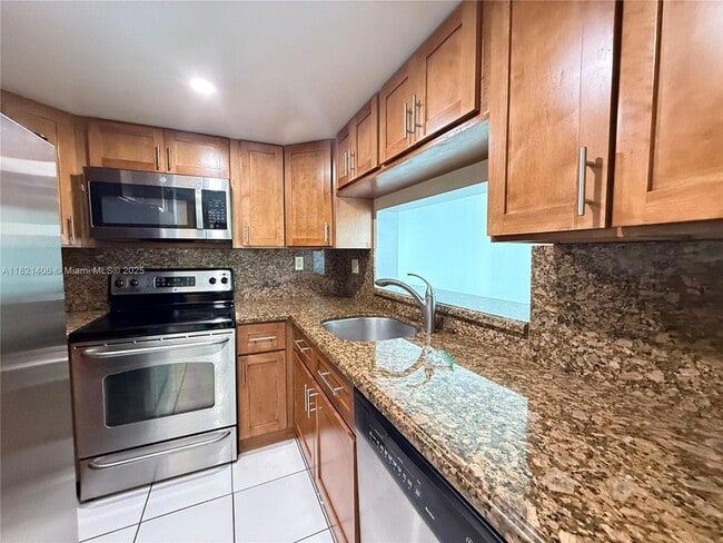 Foto del edificio - 2075 SW 122nd Ave