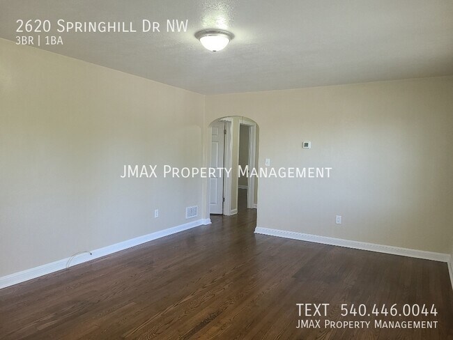 Foto del edificio - 2620 Springhill Dr NW