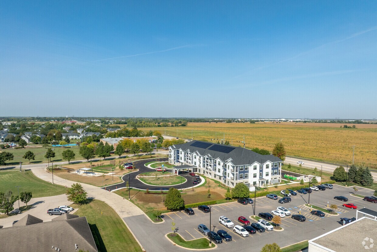 Foto principal - Fox Hill Senior Living
