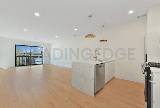 Foto del edificio - 219 Paris St