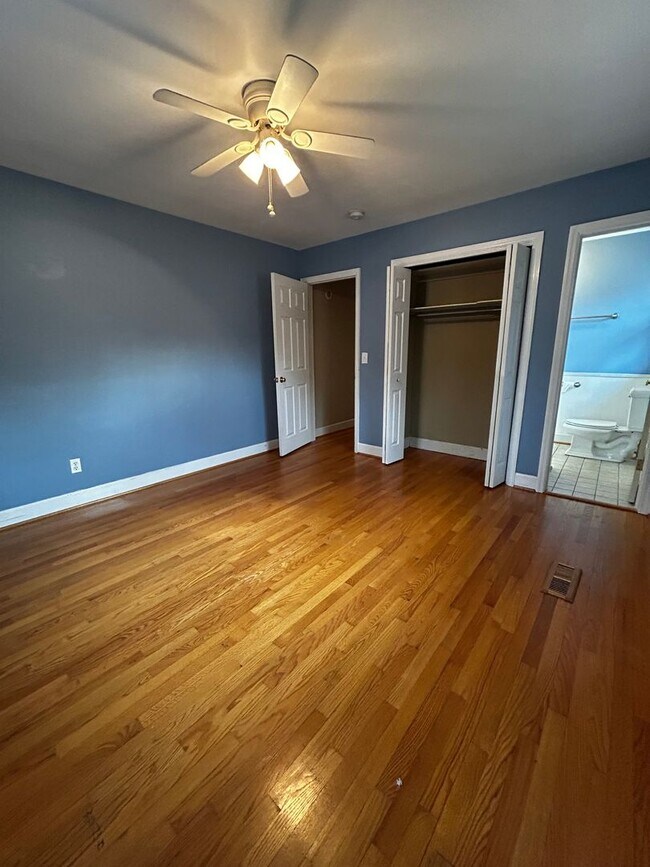 Foto del edificio - Single family home in Forest