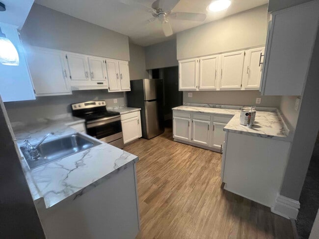 Building Photo - 1607 19th St