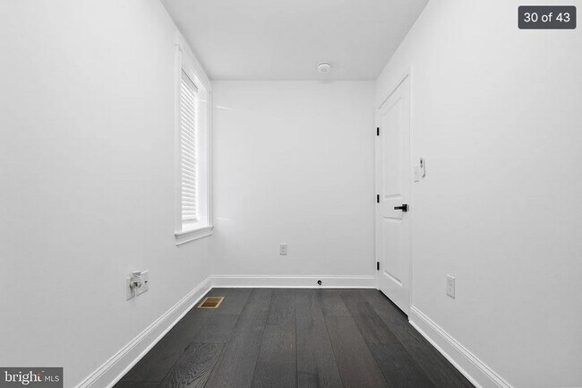 Foto del edificio - 500 N Lakewood Ave