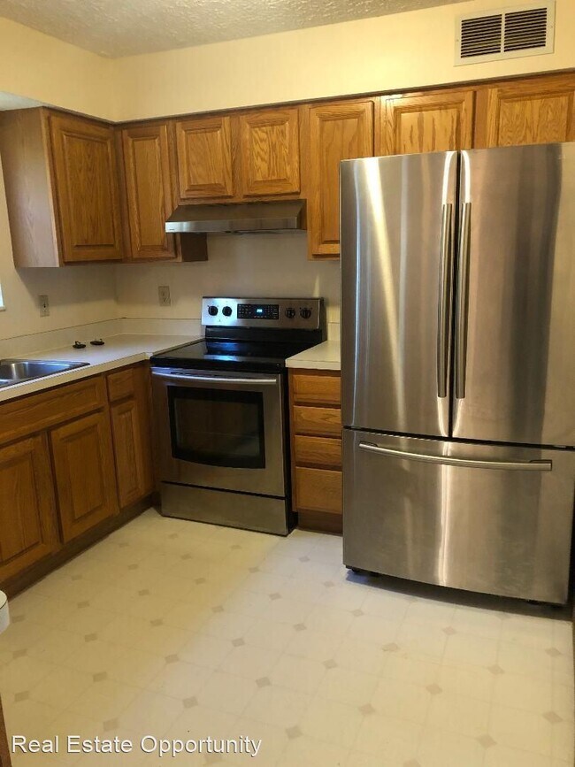 Foto del edificio - 4 br, 2.5 bath House - 7602 RIPPINGALE ST