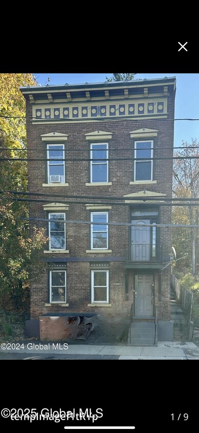 Primary Photo - 516 4th St