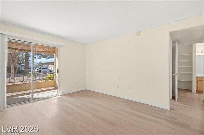 Foto del edificio - 7885 W Flamingo Rd