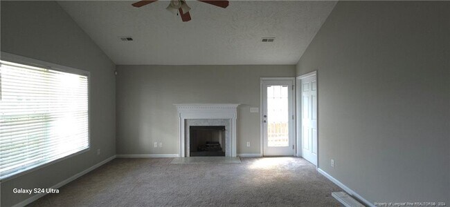 Foto del edificio - 2352 Saltwood Rd