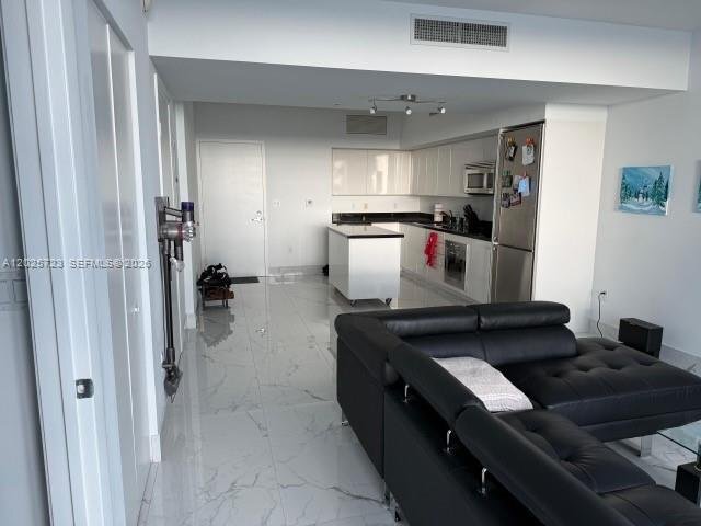 Photo - 92 SW 3rd St (Miami, FL) Apartment