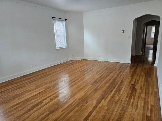 Building Photo - 42-07 Clearview Expy