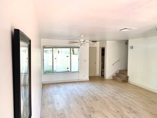 Building Photo - 11138 Aqua Vista St