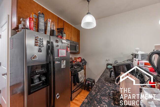 Foto del edificio - 1738 W Altgeld St