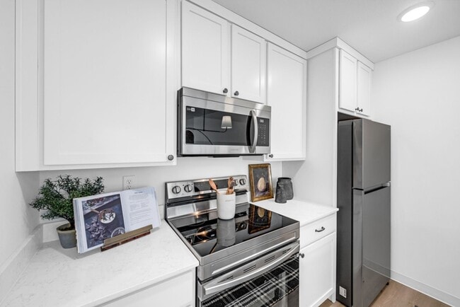 Interior Photo - Launch Townhomes