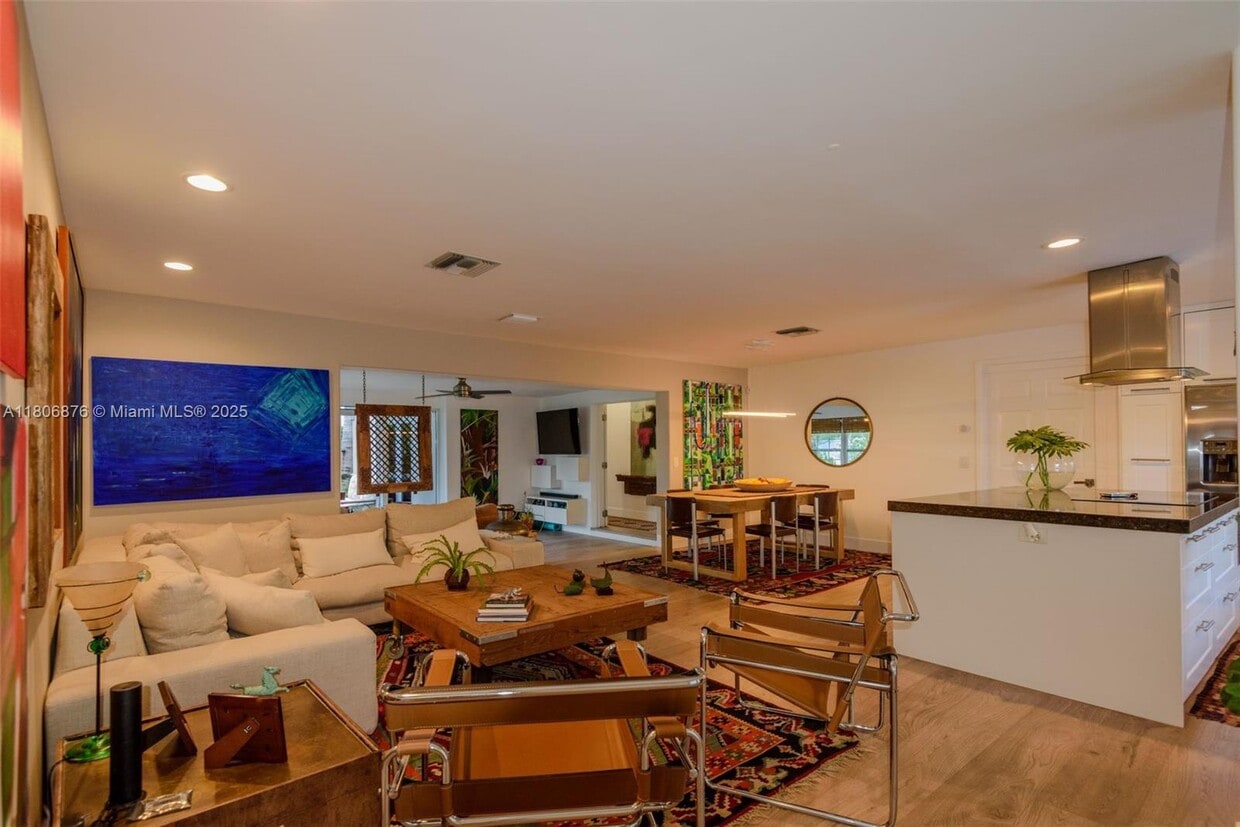 Foto principal - 1251 SW 11th Terrace