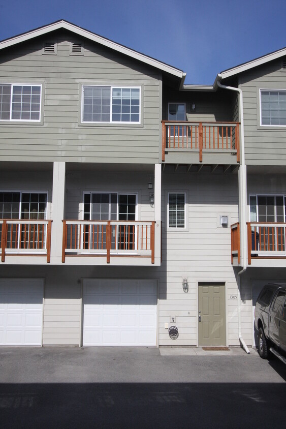 Foto principal - 2 Bedroom Townhouse near Downtown Anchorage