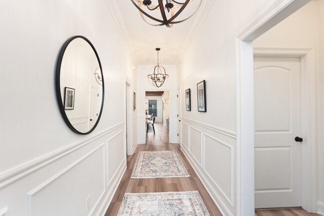 Foto del edificio - 2429 Bald Cypress Dr